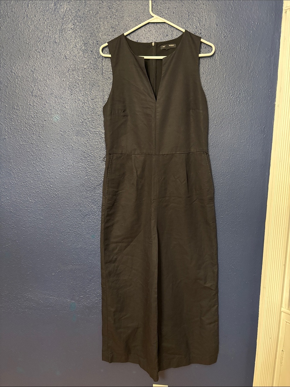 Banana Republic Black Sleeveless V-Neck Jumpsuit